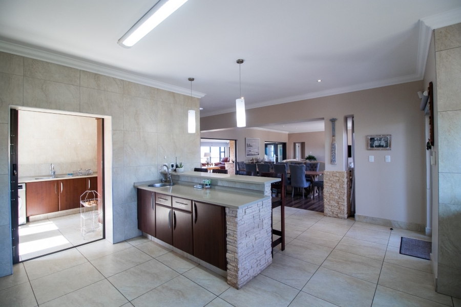 4 Bedroom Property for Sale in Cypraea Sands Estate Eastern Cape